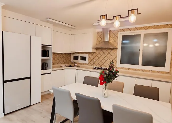 Grand Open Hongdae Houes 4bdr 2bth 아파트 서울특별시