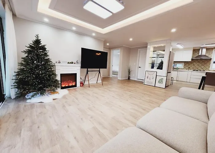 Grand Open Hongdae Houes 4bdr 2bth 아파트