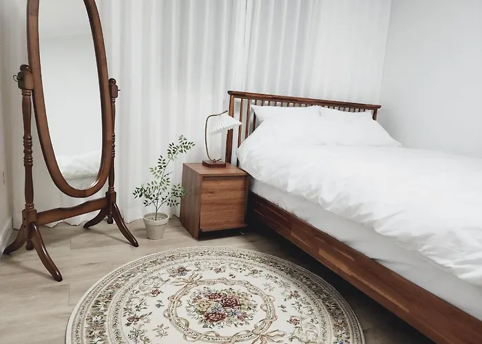 Grand Open Hongdae Houes 4bdr 2bth *